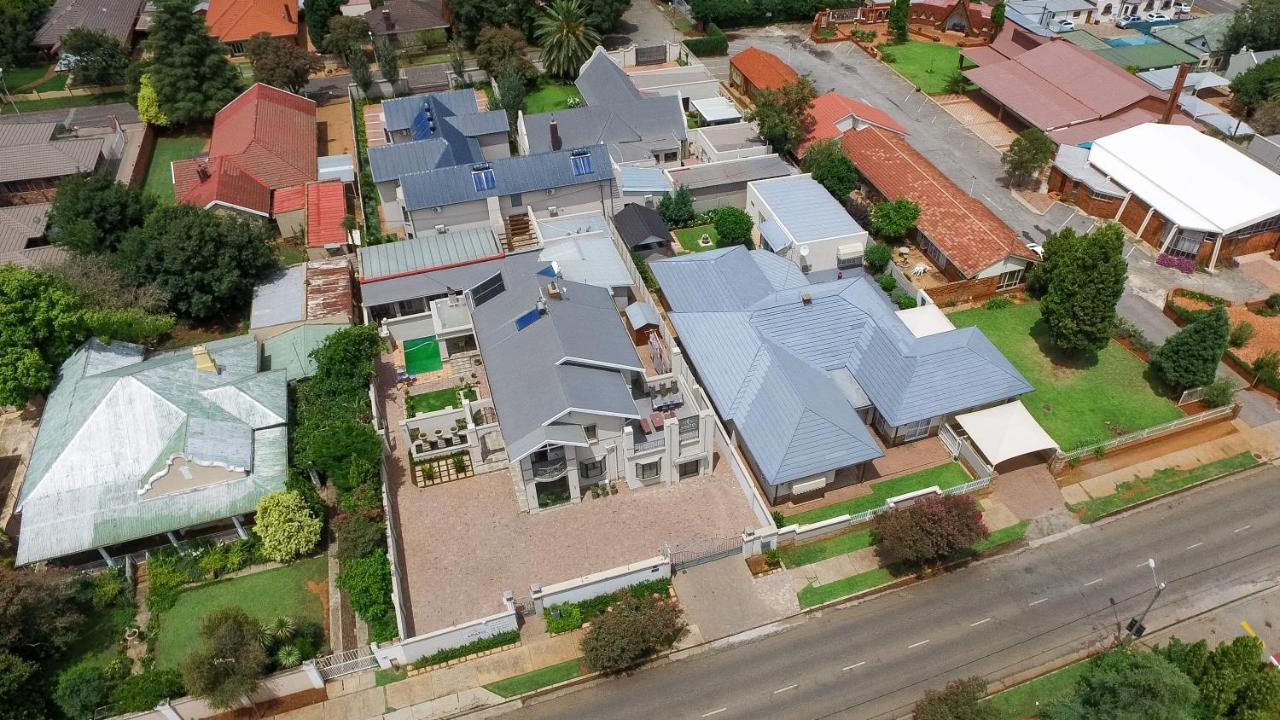 Adato Guesthouse Potchefstroom Esterno foto