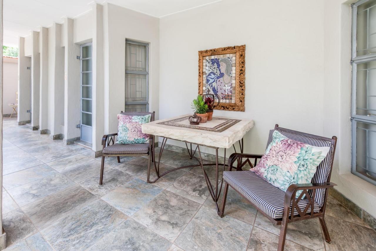 Adato Guesthouse Potchefstroom Esterno foto