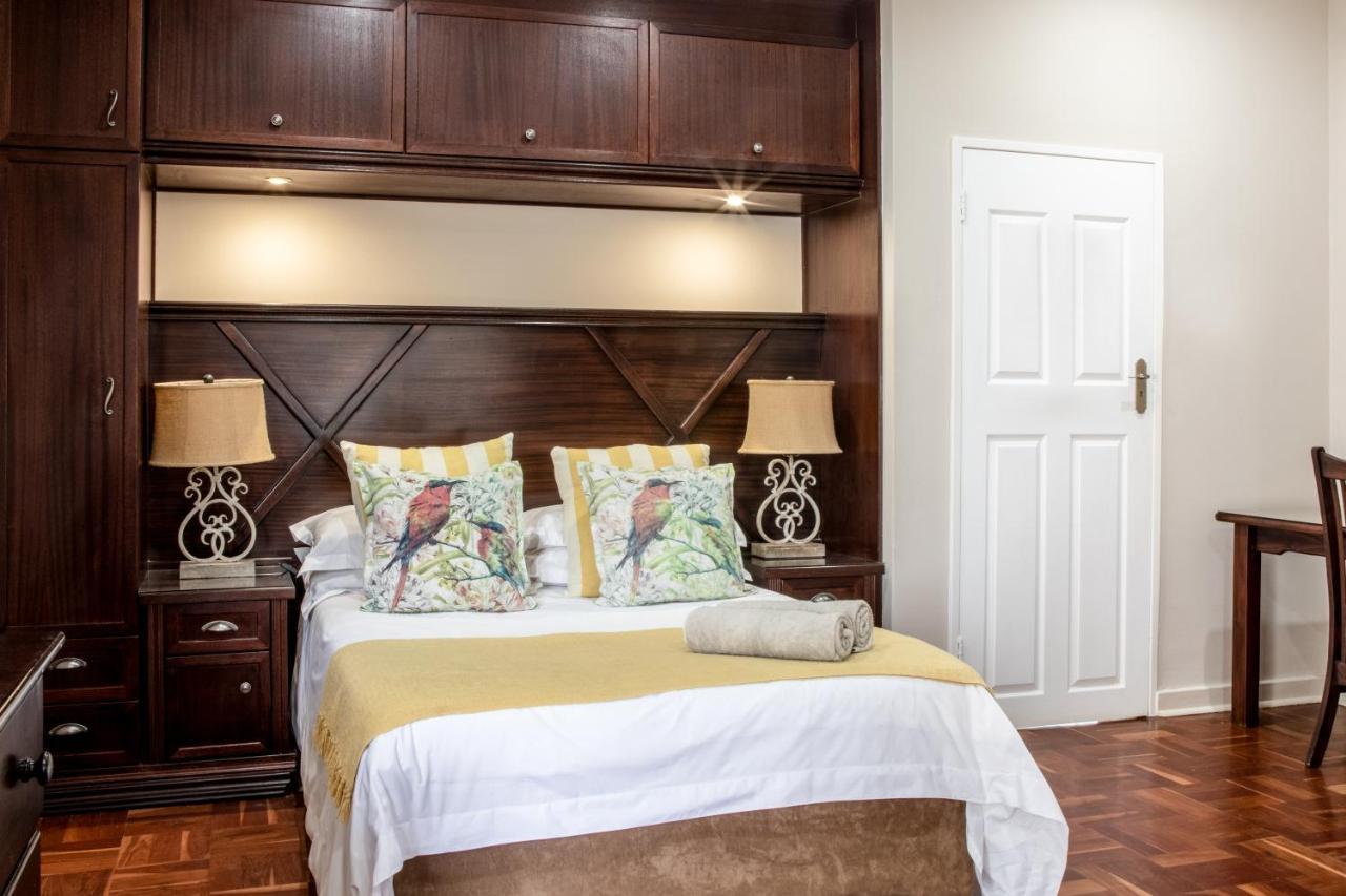 Adato Guesthouse Potchefstroom Esterno foto